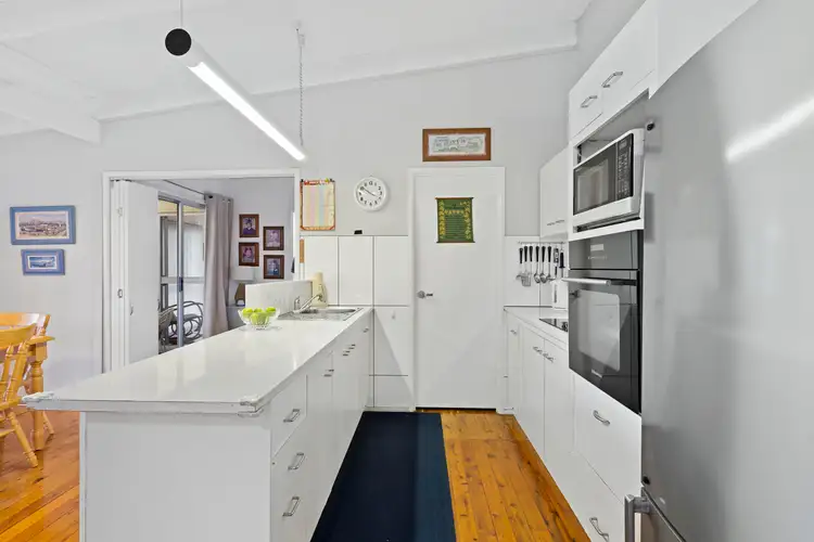 Second view of Homely house listing, 4 Stirling Court, Bonogin QLD 4213