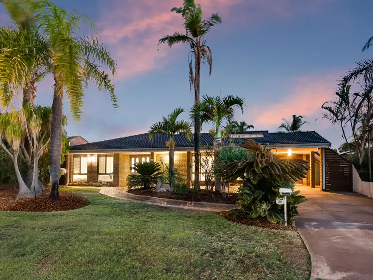 26 Kipling Street, Lake Coogee WA 6166