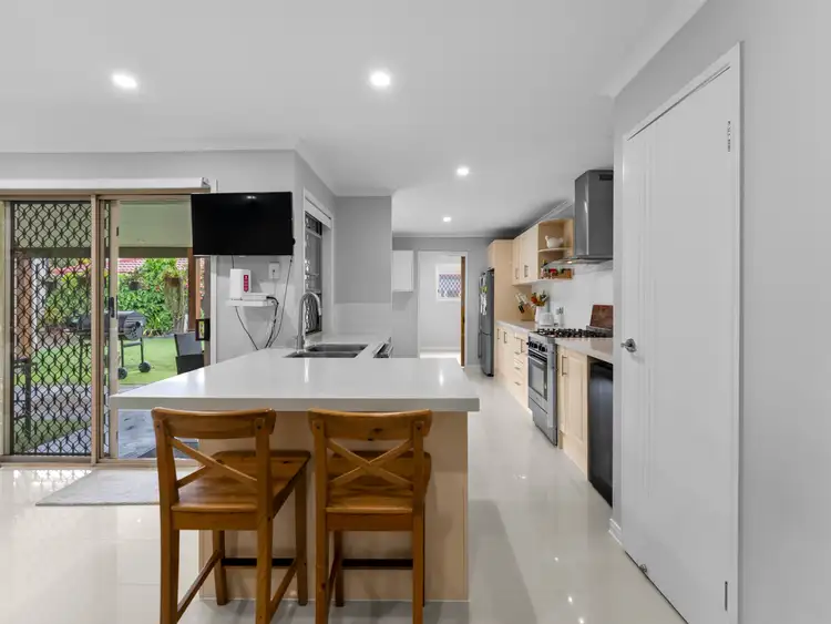 Sixth view of Homely house listing, 37 Cowley Drive, Flinders View QLD 4305