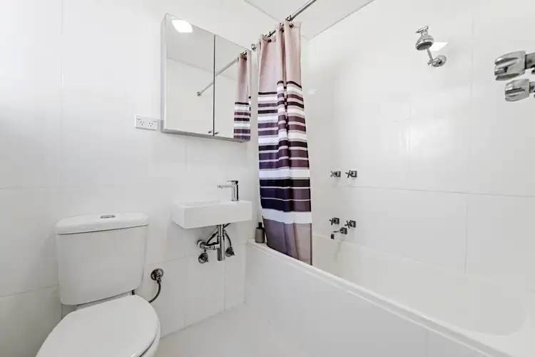 Fifth view of Homely apartment listing, 5/54 Kneen Street, Fitzroy North VIC 3068