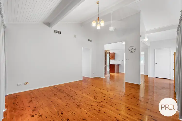 3 Lapstone Place