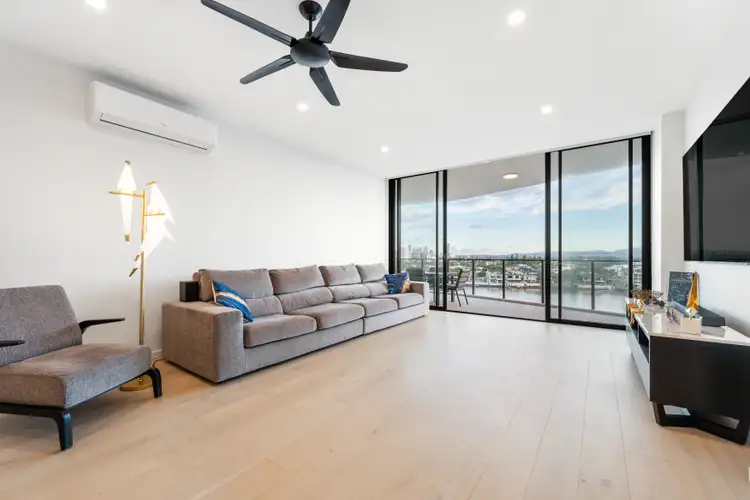 809/256 Stanhill Drive, Chevron Island QLD 4217
