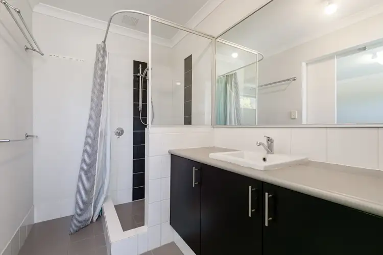 Sixth view of Homely house listing, 8 Impson Gardens, South Lake WA 6164