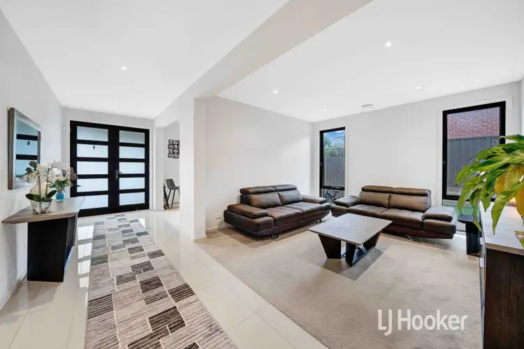 Third view of Homely house listing, 8 Crystal Road, Cobblebank VIC 3338