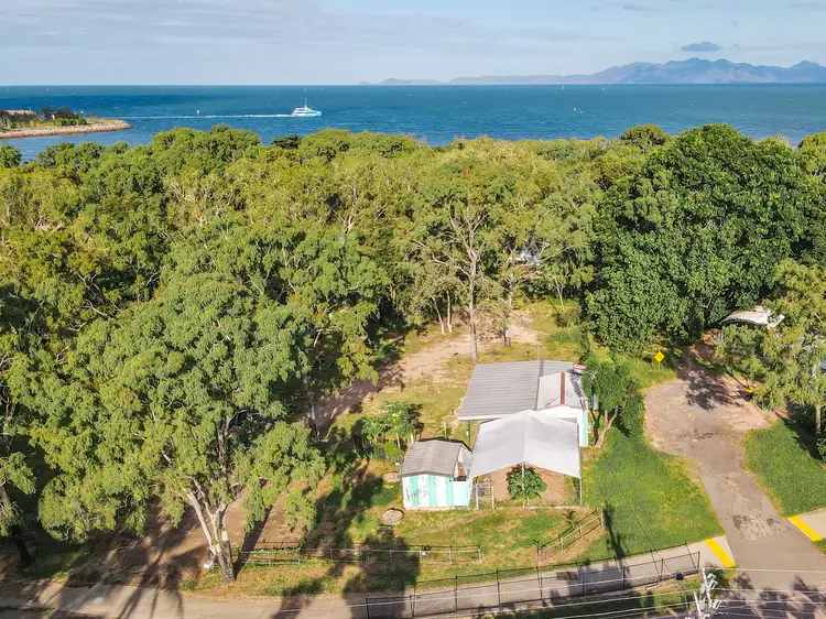 2 Warboys Street, Nelly Bay QLD 4819