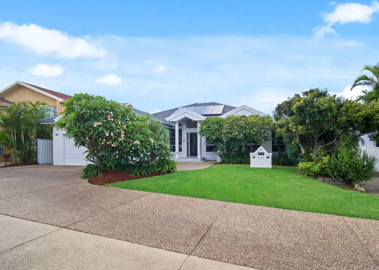 Third view of Homely house listing, 2 Brigantine Place, Caves Beach NSW 2281