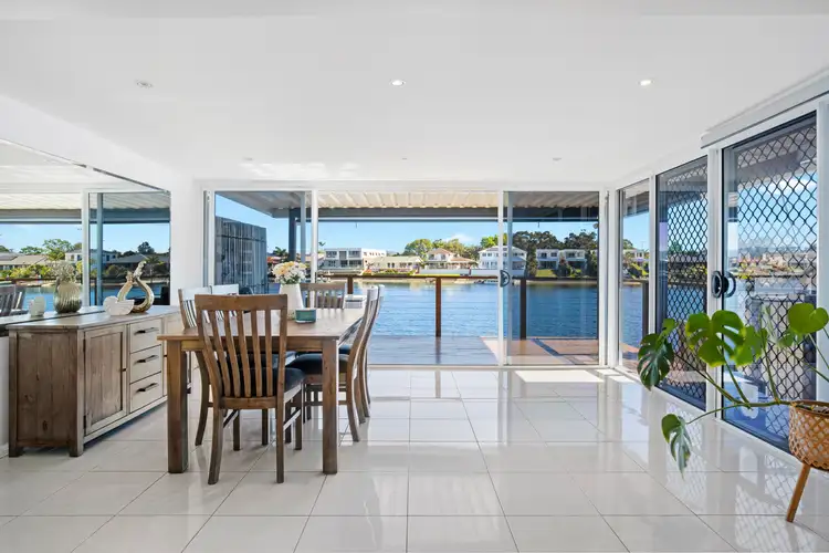 4/12 Aquila Court, Mermaid Waters QLD 4218