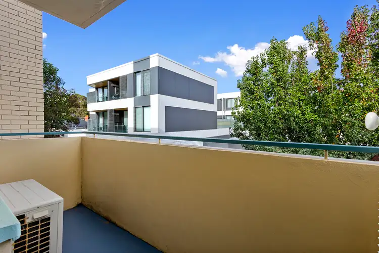 Sixth view of Homely studio listing, 6/6 Mayston Street, Hawthorn East VIC 3123