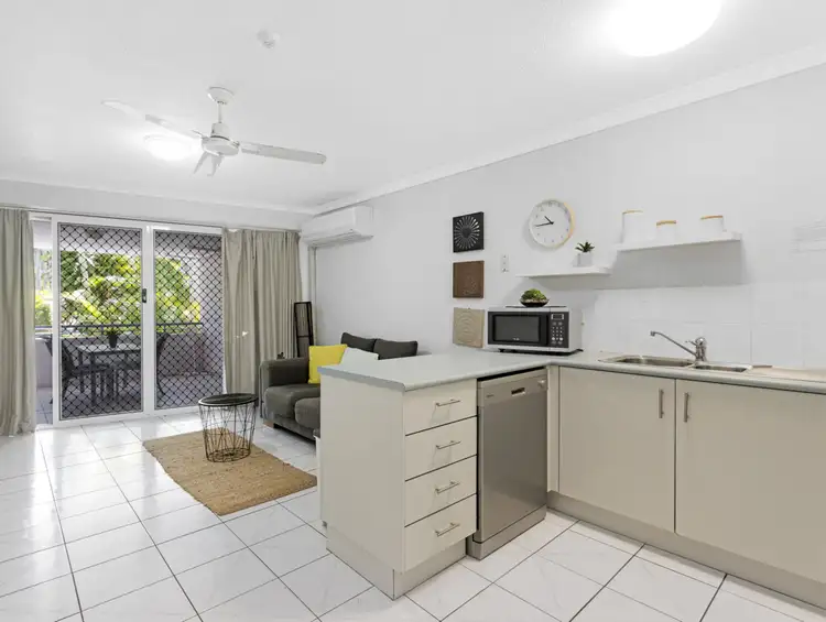 Third view of Homely unit listing, Unit 2/386 Esplanade, Torquay QLD 4655
