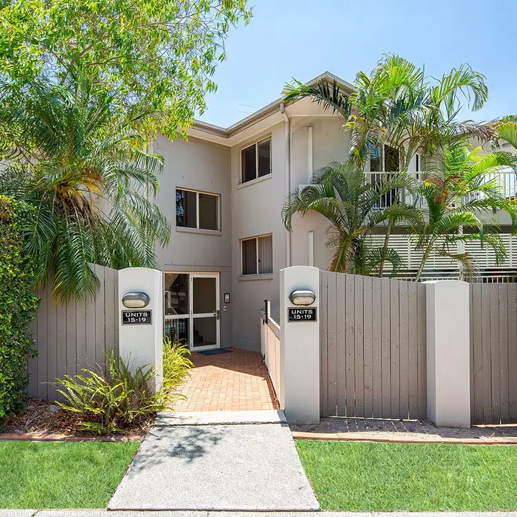5 Whytecliffe Street