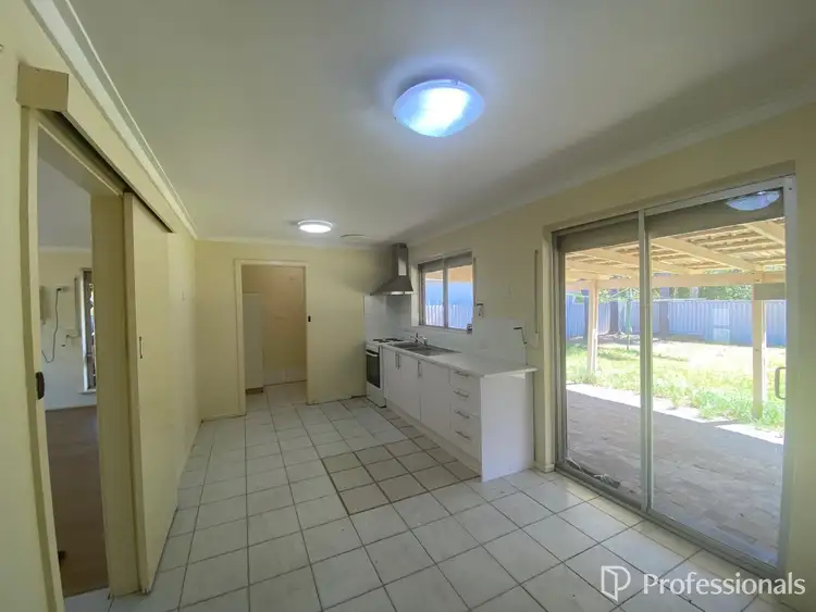 Fifth view of Homely house listing, 8 Sherwood Court, Armadale WA 6112