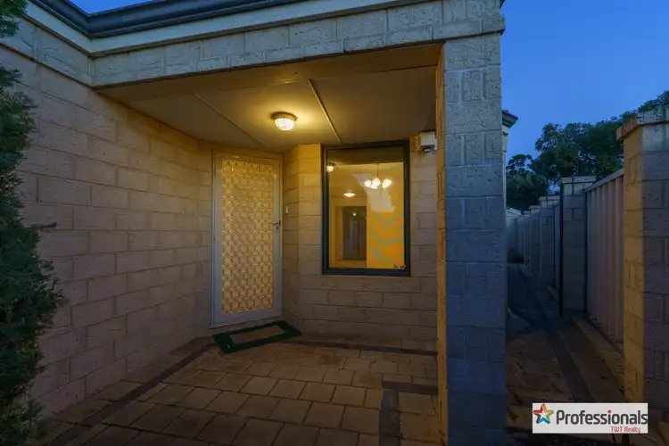 8 Lowther Terrace, Nollamara WA 6061