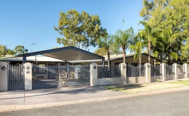 128 Dixon Road, Braitling NT 870
