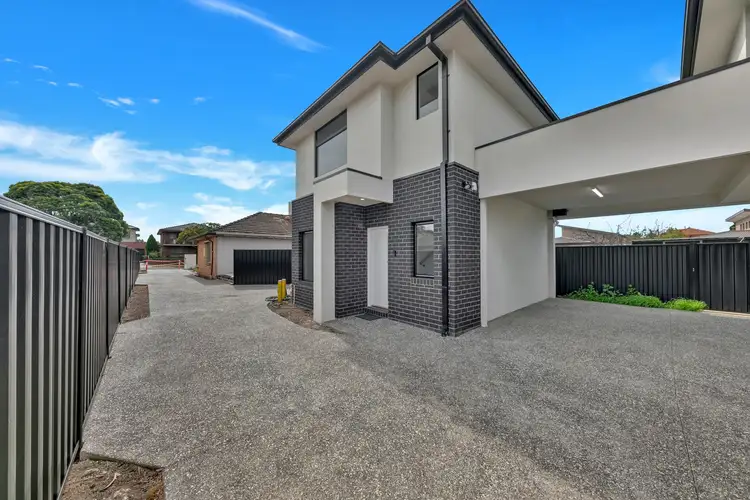 Main view of Homely house listing, 2/7 Coleman Crescent, Reservoir VIC 3073