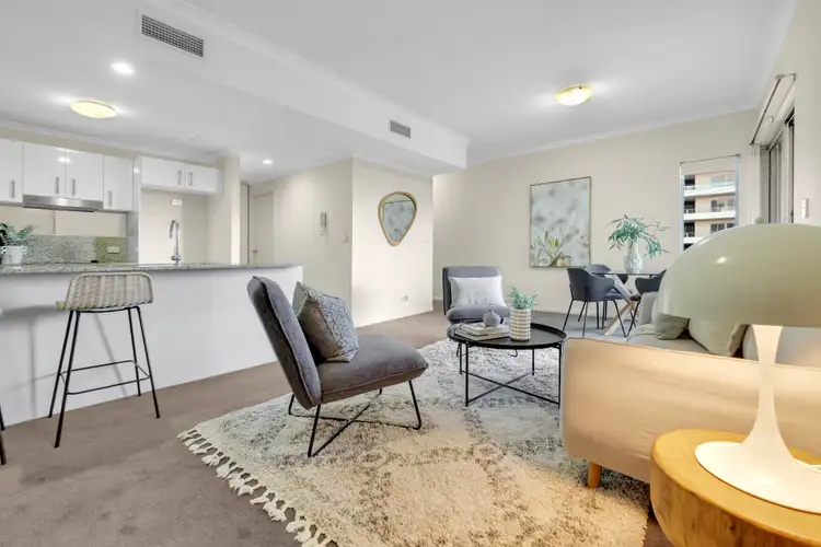 Third view of Homely unit listing, 302/1 Kingsmill Street, Chermside QLD 4032