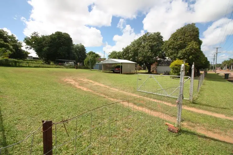 Second view of Homely house listing, 98 Hackett Terrace, Richmond Hill QLD 4820