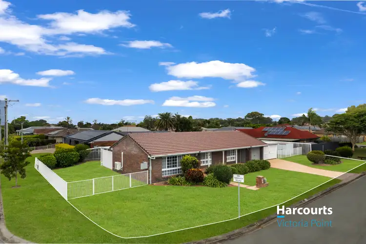 16 Sunshine Street, Victoria Point QLD 4165