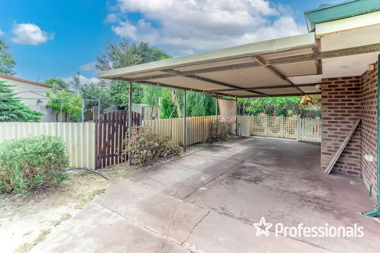 Fourth view of Homely house listing, 5 Dyson Court, Camillo WA 6111