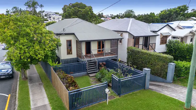 2 Bank Street, Windsor QLD 4030
