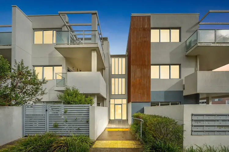 7/4 Thadoona Street, Crace ACT 2911