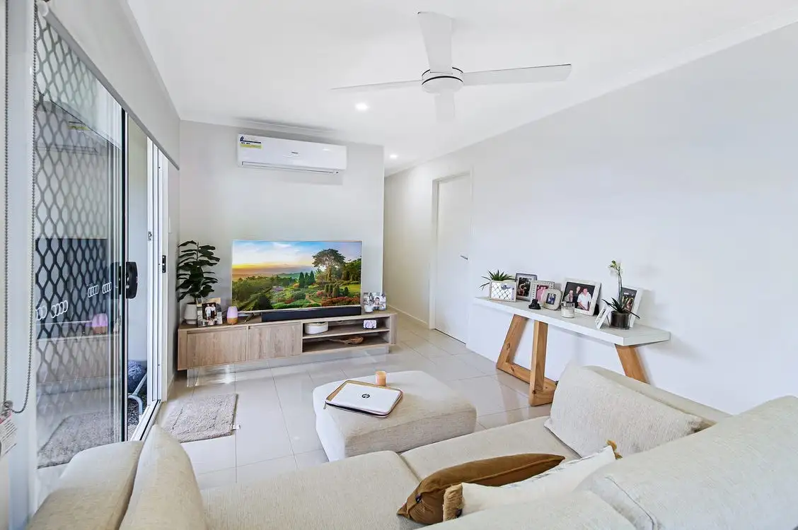 Main view of Homely house listing, 2/92 Carnarvon Drive, Beerwah QLD 4519
