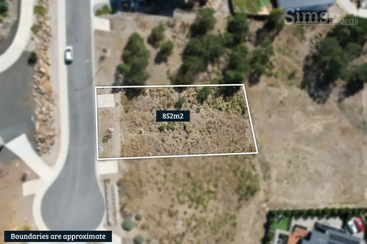 8 Allison Avenue, Riverside TAS 7250