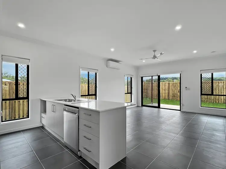 Sixth view of Homely house listing, 7 Breanna Crescent, Rosewood QLD 4340