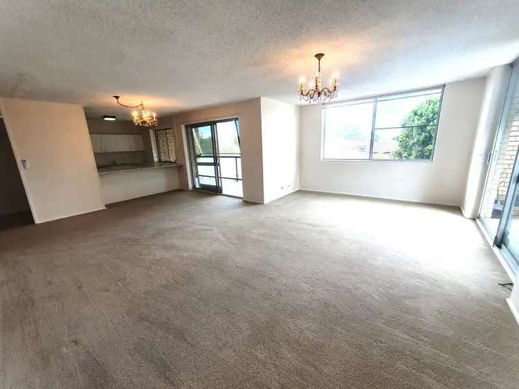 Third view of Homely unit listing, 2/1 Rossiter Parade, Hamilton QLD 4007