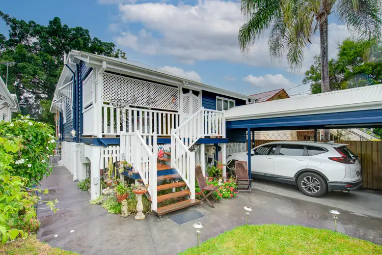 16 Gladstone Street, Coorparoo QLD 4151
