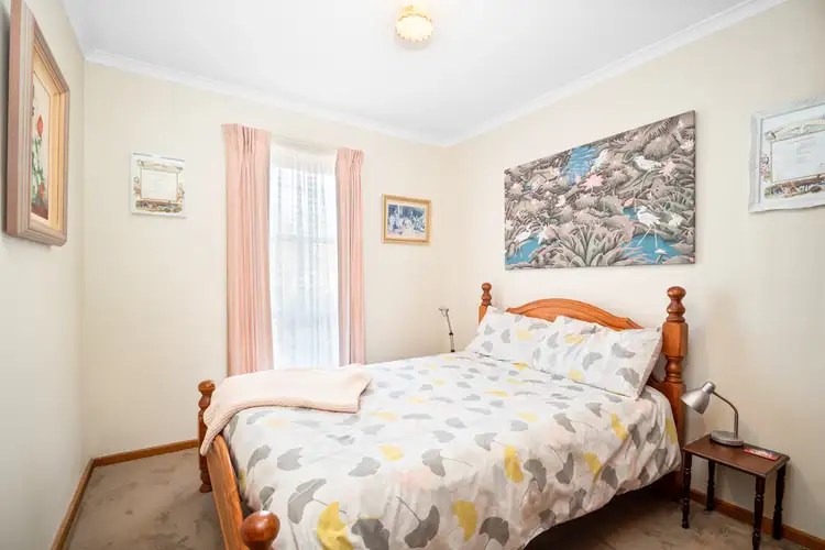 Sixth view of Homely house listing, 8 Mcmillan Court, Horsham VIC 3400