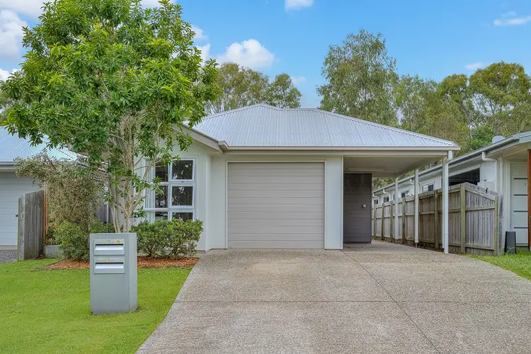1&2/63 Jones Street, Rothwell QLD 4022