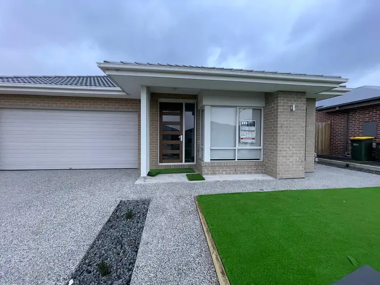 15 Tarrengower Street, Donnybrook VIC 3064