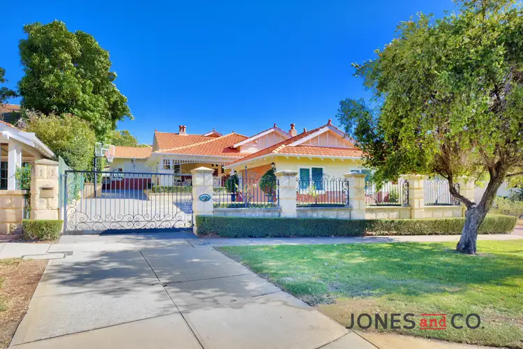 13 Learoyd Street, Mount Lawley WA 6050