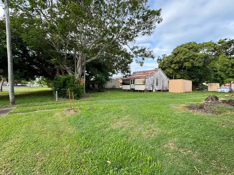 11 & 15 Byron Street, Mackay QLD 4740