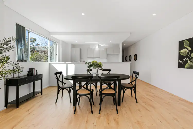 23-35 Crane Road