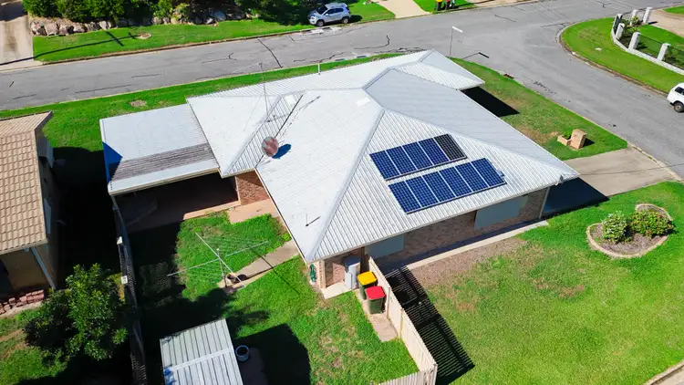 Second view of Homely house listing, 2 Rosewood Court, Kin Kora QLD 4680