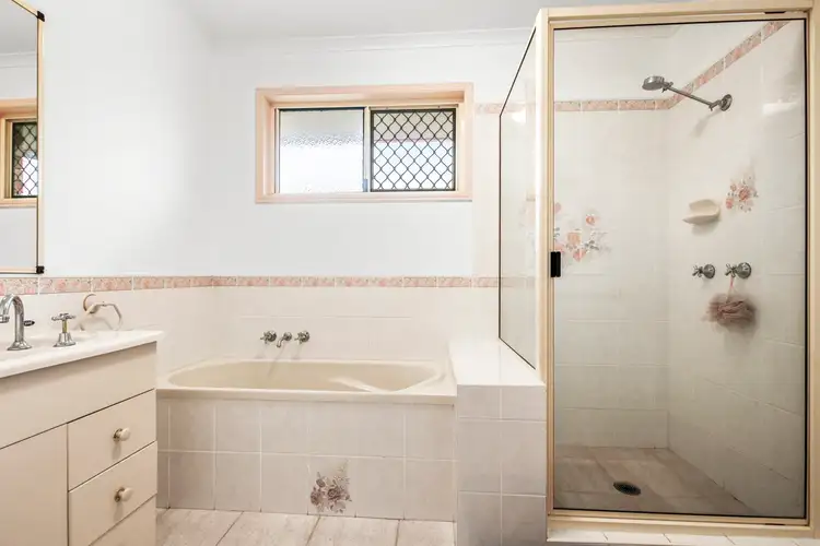 Sixth view of Homely house listing, 4 Chanak Close, Point Vernon QLD 4655