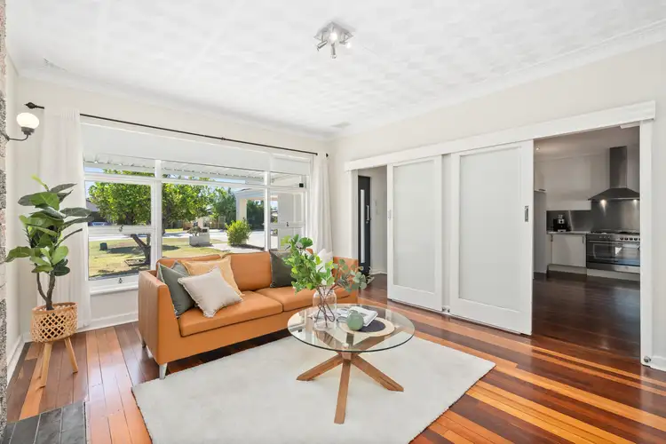 19 Leeds Street, Dianella WA 6059