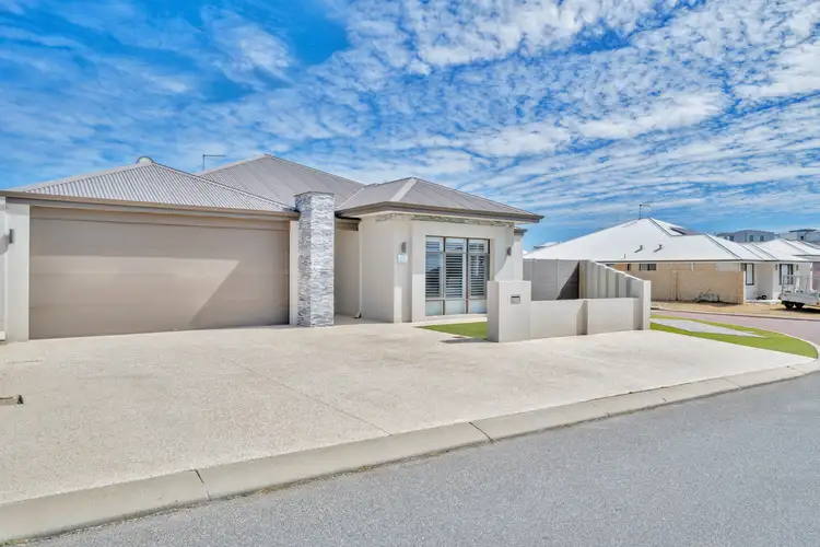 Fifth view of Homely house listing, 17 Jennerae Bend, Halls Head WA 6210