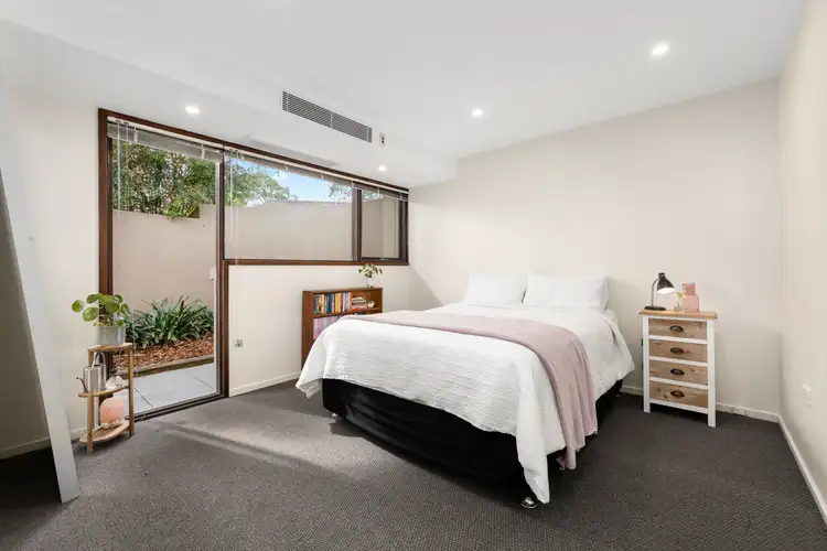 Sixth view of Homely house listing, 2 Lisa Close, Westleigh NSW 2120