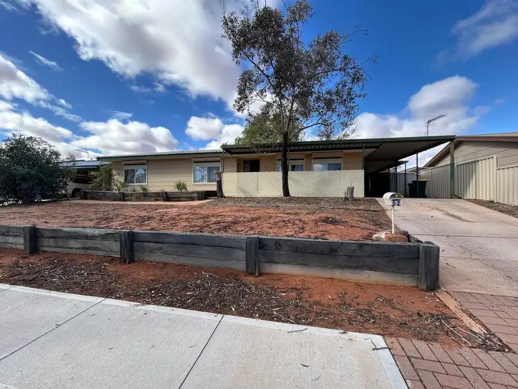 52 Pioneer Drive, Roxby Downs SA 5725