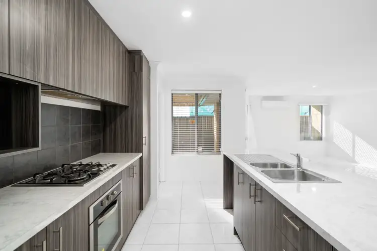 Fifth view of Homely house listing, 7 Clarendon Circuit, Lakelands WA 6180