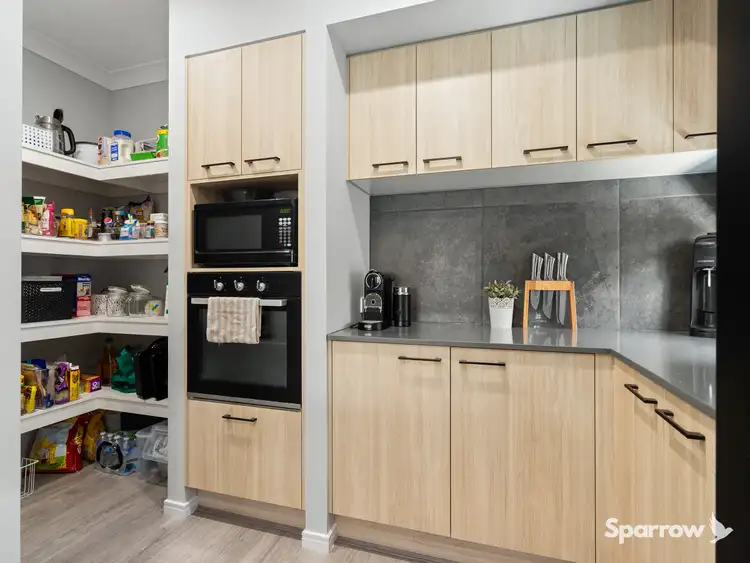 Fifth view of Homely house listing, 8 Alectura Crescent, Bahrs Scrub QLD 4207