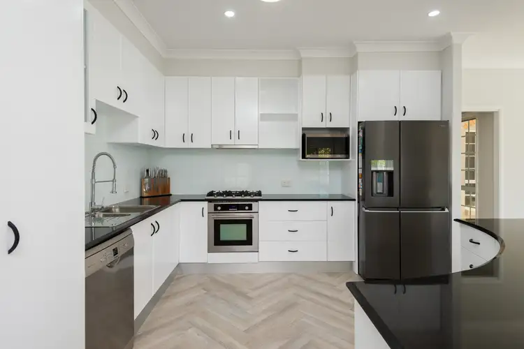 Fifth view of Homely house listing, 32 Arbuthnot Parade, Benowa Waters QLD 4217