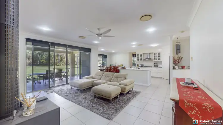 73 Edington Drive, Cooroibah QLD 4565