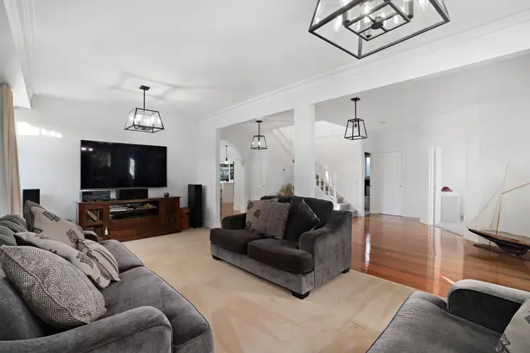 Fifth view of Homely house listing, 2 Highview Court, Lysterfield VIC 3156