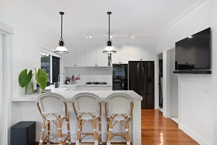 Sixth view of Homely house listing, 2 Highview Court, Lysterfield VIC 3156