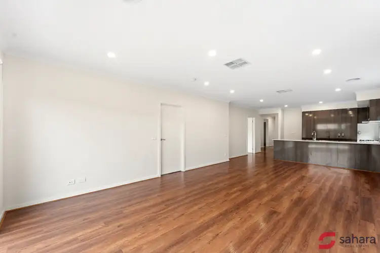 Seventh view of Homely house listing, 3 Stevenage Drive,, Strathtulloh VIC 3338