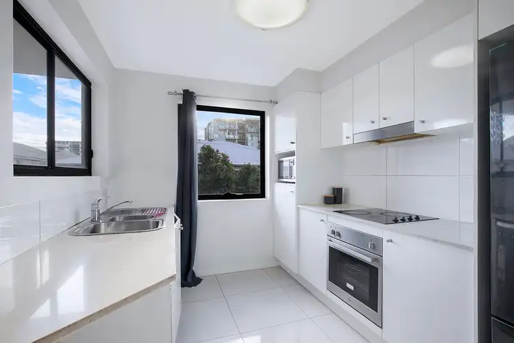 Fourth view of Homely apartment listing, 2/9 Greenbank Street, Chermside QLD 4032