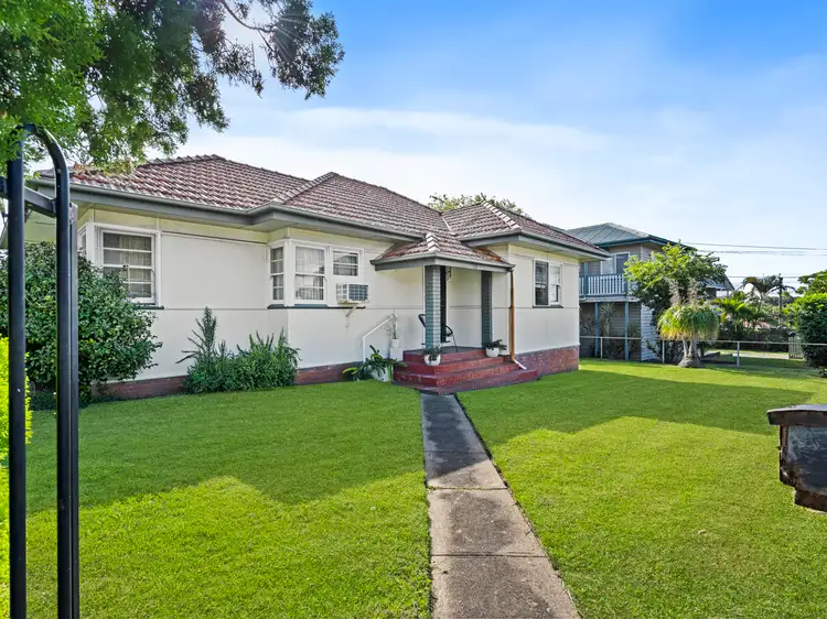 Second view of Homely house listing, 110 Wynnum North Road, Wynnum QLD 4178